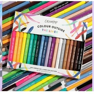 ISO!! Colourpop Eyeliner set!